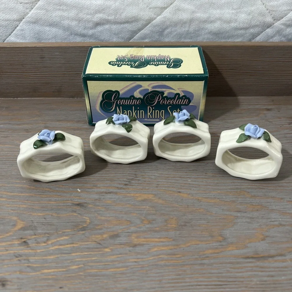 Vintage Genuine PORCELAIN Blue Rose‎ NAPKIN RING Set CLOTH Linen Holders FLOWER